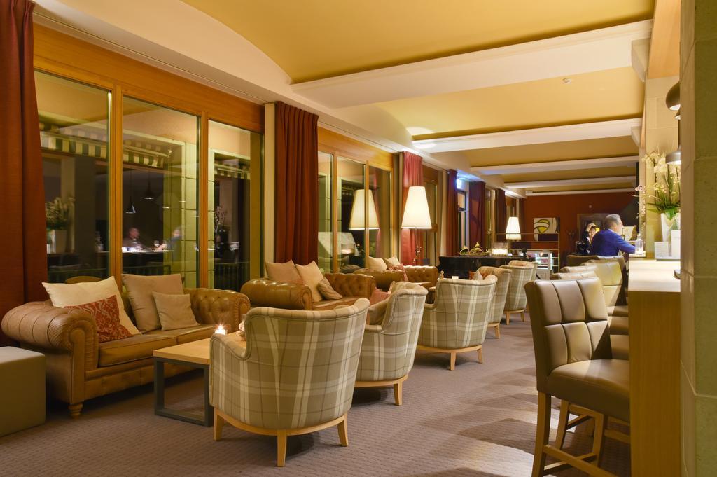 Des Vignes Hotel