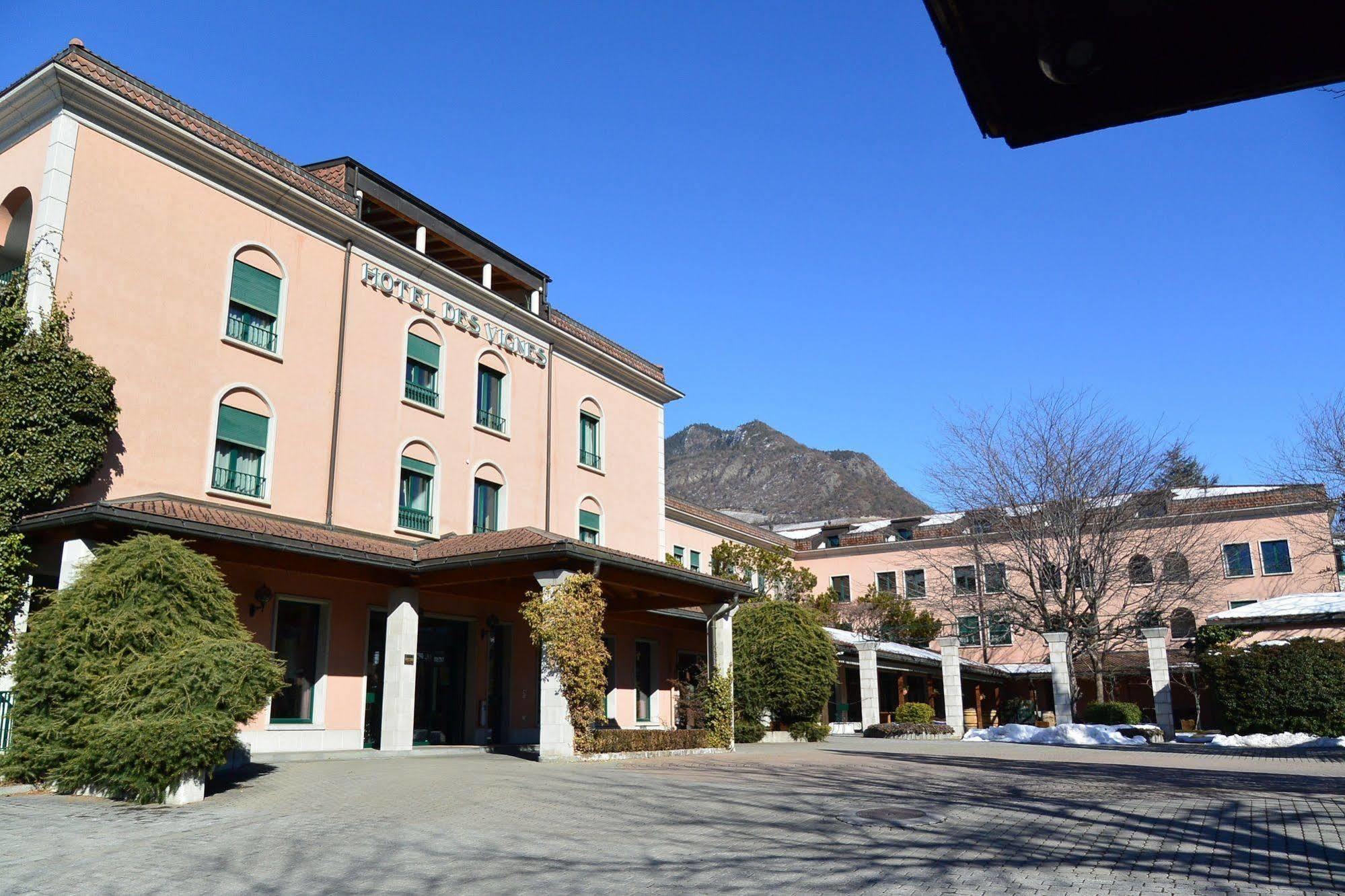 Des Vignes Hotel 4*